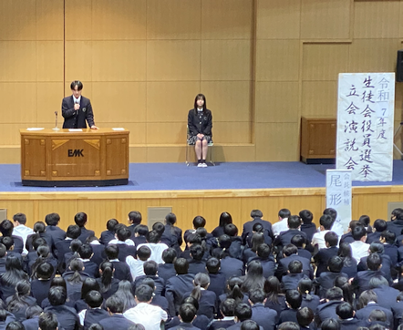 生徒会活動4: ボランティア活動の様子